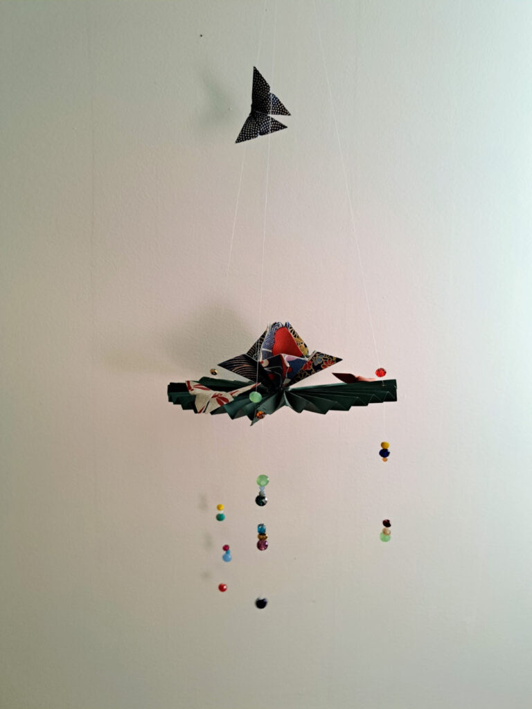 Fleur de lotus origami - zen détente - kinésiologie kinésiologue Massages crâniens cranio sacré Belfort Valdoie Chaux Giromagny