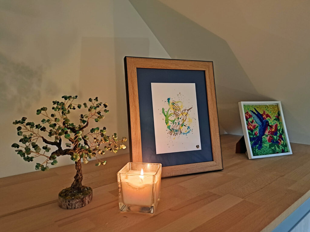 Photo bougie espace éveil du colibri arbre de vie - kinésiologie kinésiologue Massages crâniens cranio sacré Belfort Valdoie Chaux Giromagny