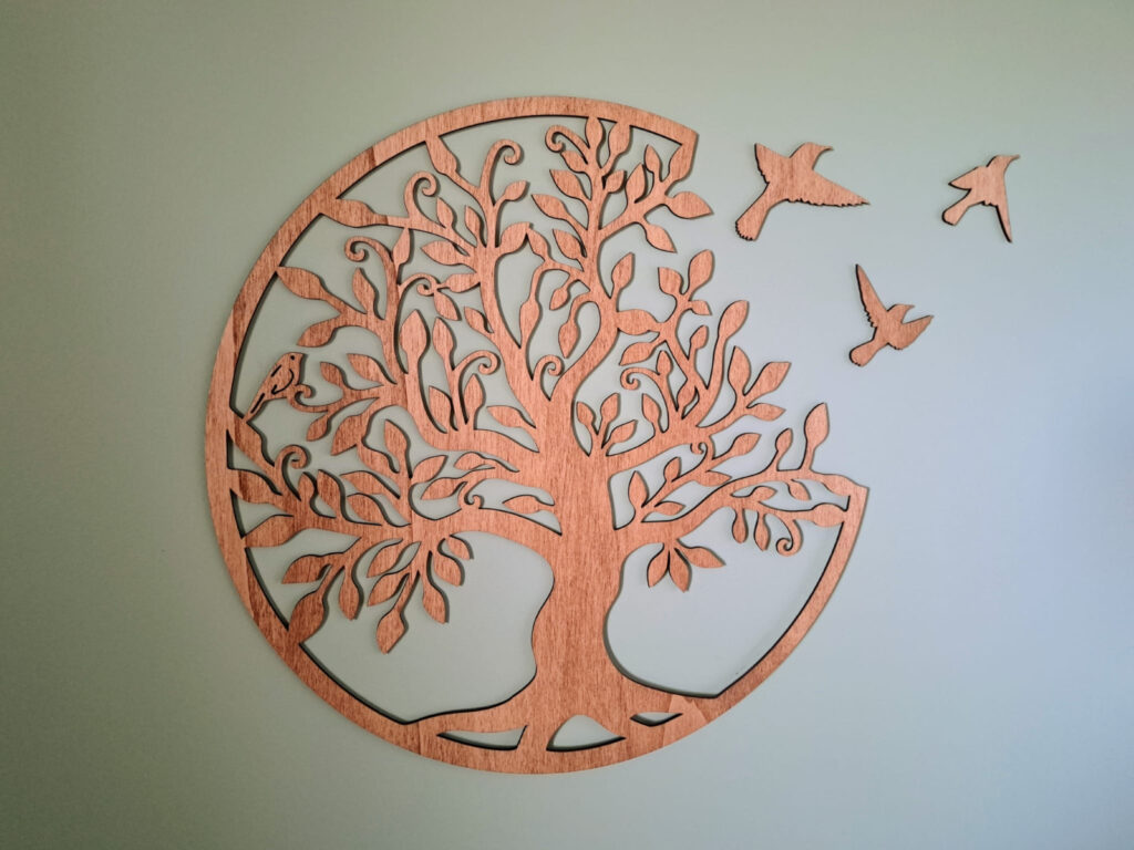 décoration arbre de vie oiseaux - kinésiologie kinésiologue Massages crâniens cranio sacré Belfort Valdoie Chaux Giromagny